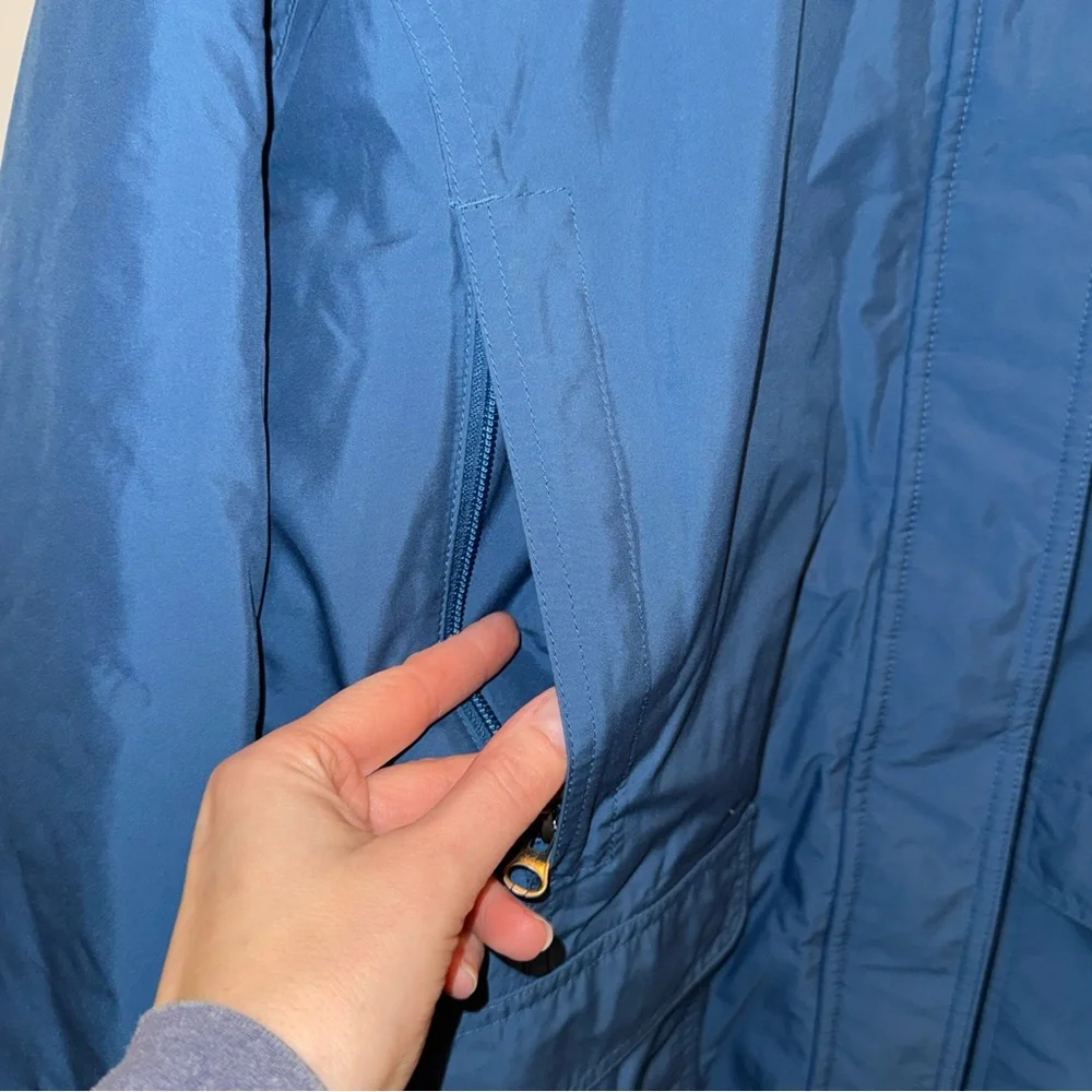 Vintage L.L. Bean Women's Winter Parka in Dark Blue Size Large - Picture 3 of 10